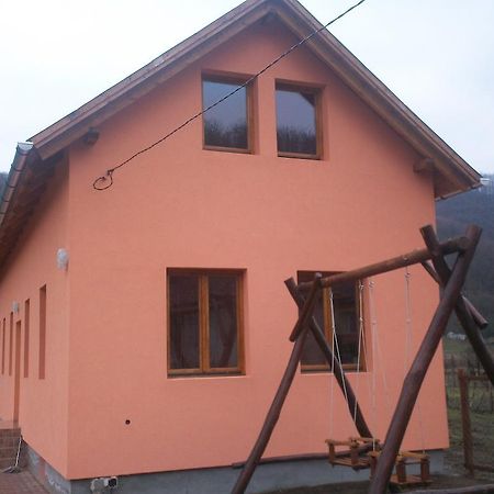 Szikla Vendeghaz Hotel Istenmezeje Exterior photo
